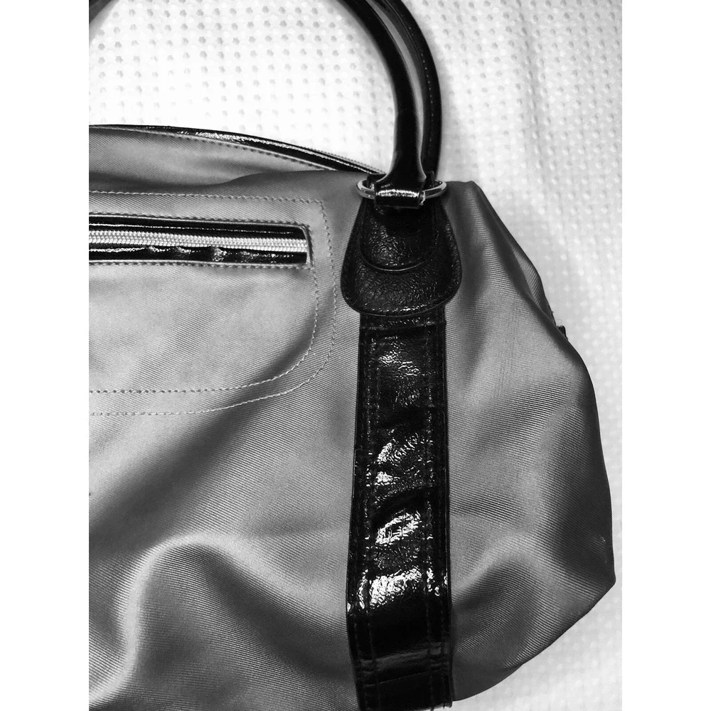 Victoria's Secret Silver Medium Size - Zippered Makeup Cosmetic Bag 13